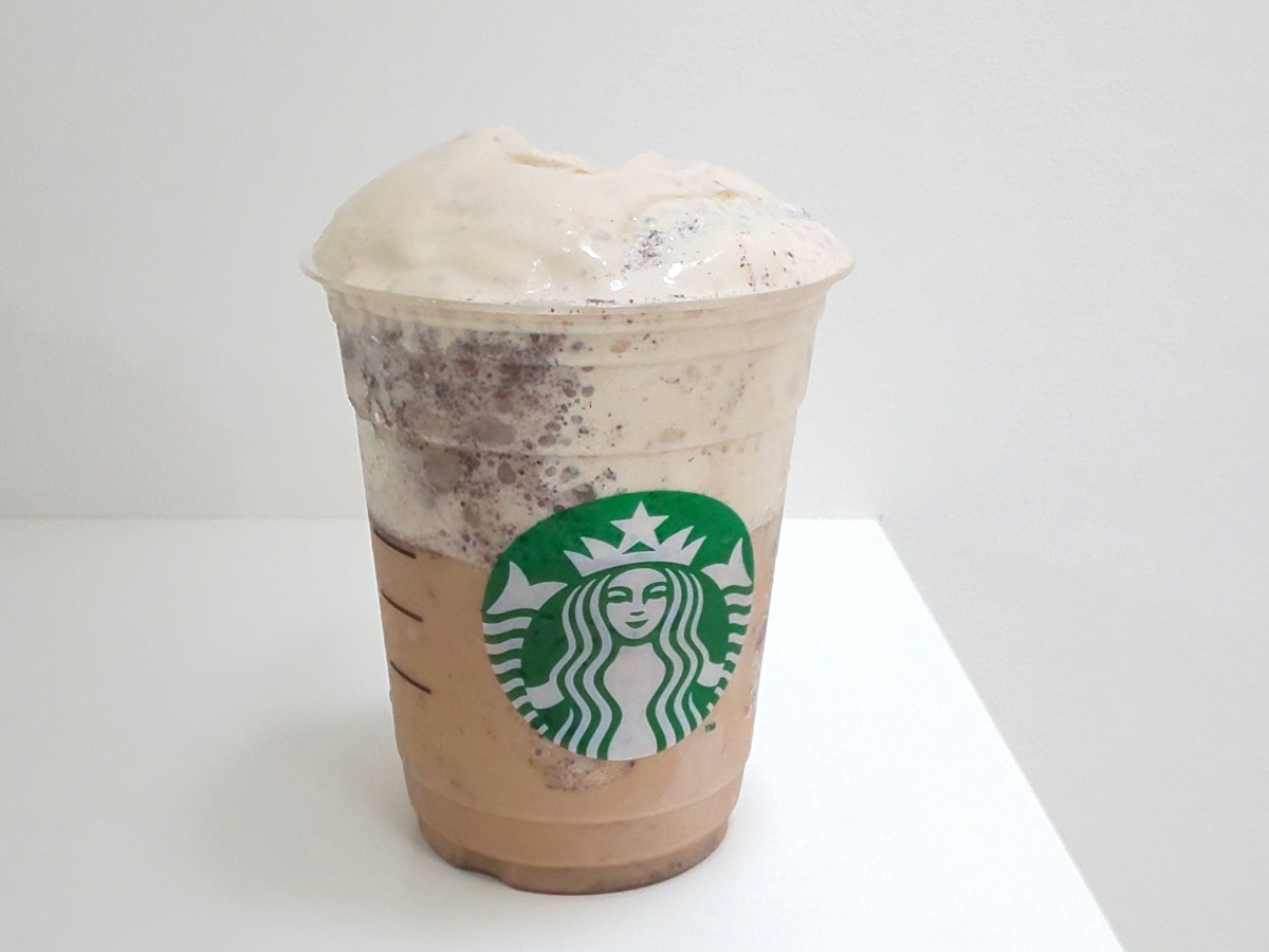 スタバ コーヒークリームフラペチーノ を飲んだ感想 幻のフラペチーノ Life