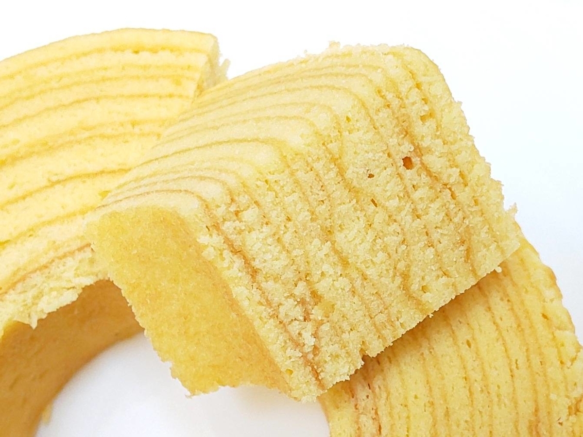 セブンイレブン 金のしっとりバウムクーヘン ユーハイム まずい？美味しい 口コミ レビュー