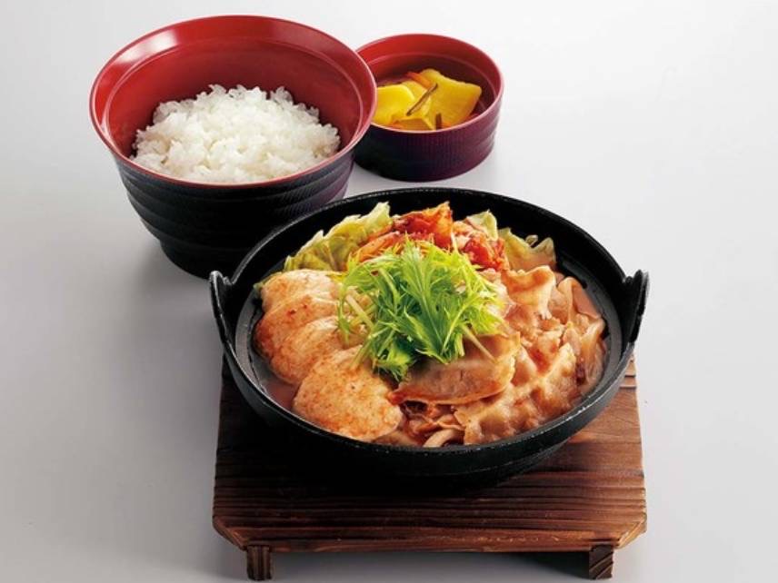 ジョイフル すくい豆富の味噌チゲ定食 値段 口コミ