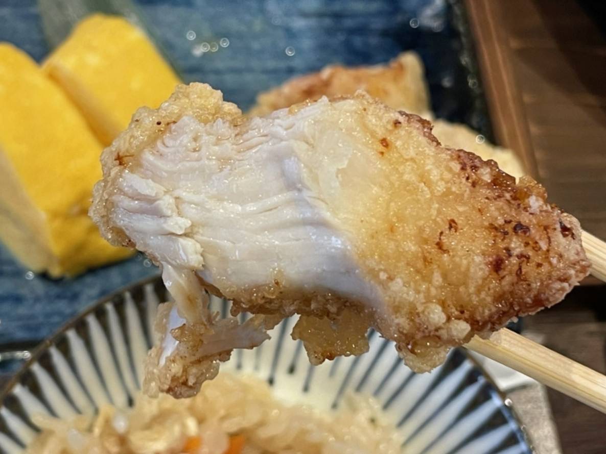 トリヤマルハチ 次郎丸 ランチメニュー レビュー 唐揚げ 口コミ