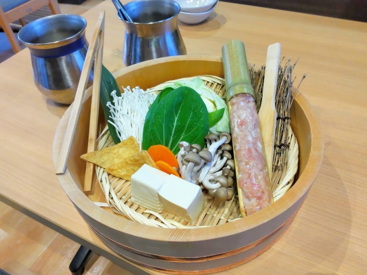 トリヤマルハチ メニュー 水炊き レビュー 口コミ