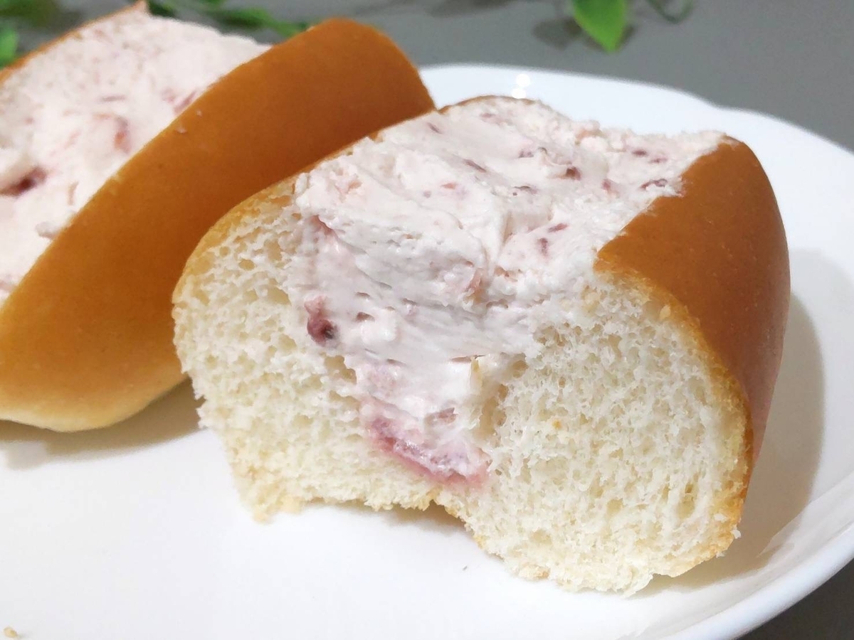 ローソン いちびこ おやつコッペいちごみるく まずい？美味しい 口コミ レビュー