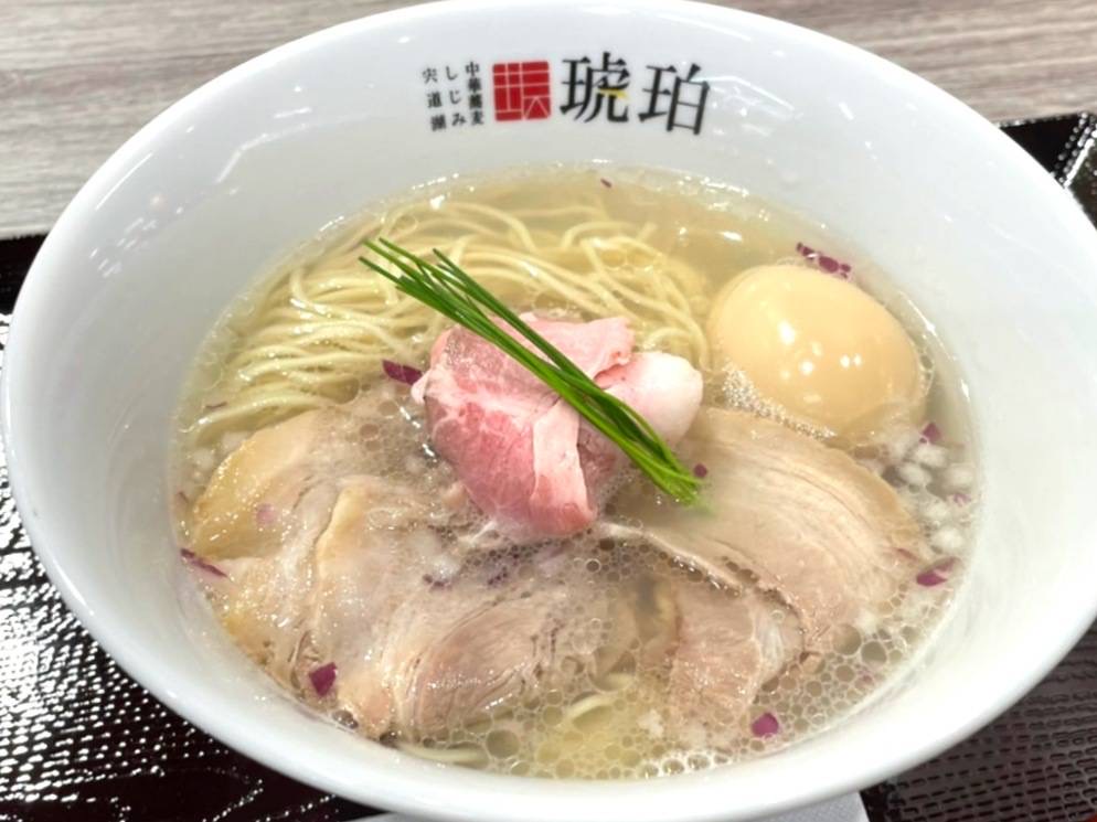 宍道湖しじみ中華蕎麦 琥珀 メニュー レビュー 口コミ 塩ラーメン ららぽーと福岡店