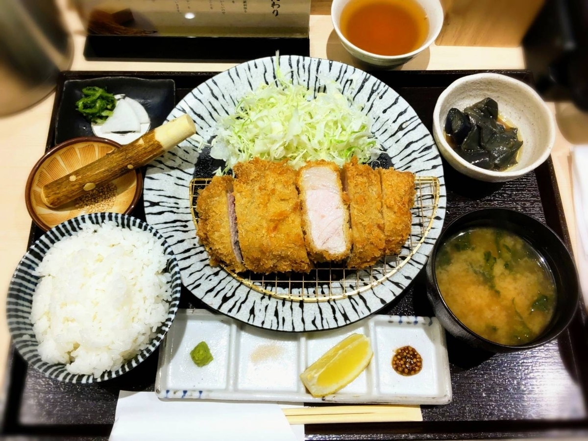 とんかつ知青 ランチメニュー おすすめ 上ロースかつ御膳 値段 ららぽーと福岡