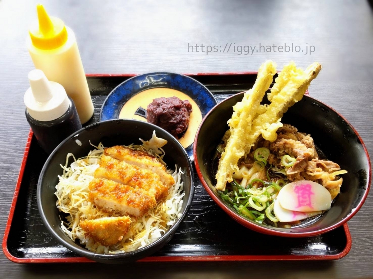 新品・未使用　資さんうどん　食器　丼　セット　有田焼 Amazon.co.jp: 資さんうどん 食器セット 丼セット 有田焼