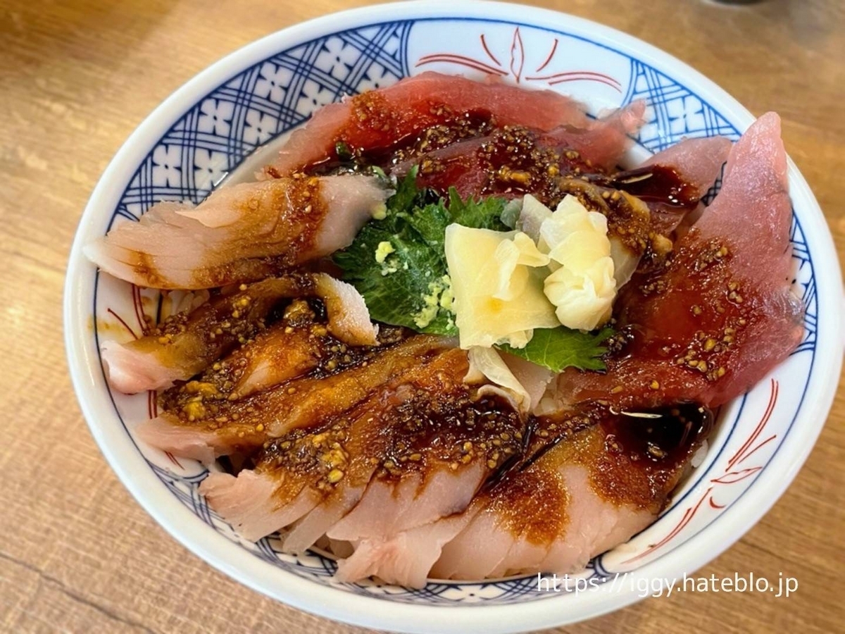 磯丸水産 ランチメニュー まぐろ2色丼 口コミ 感想 レビュー 評価