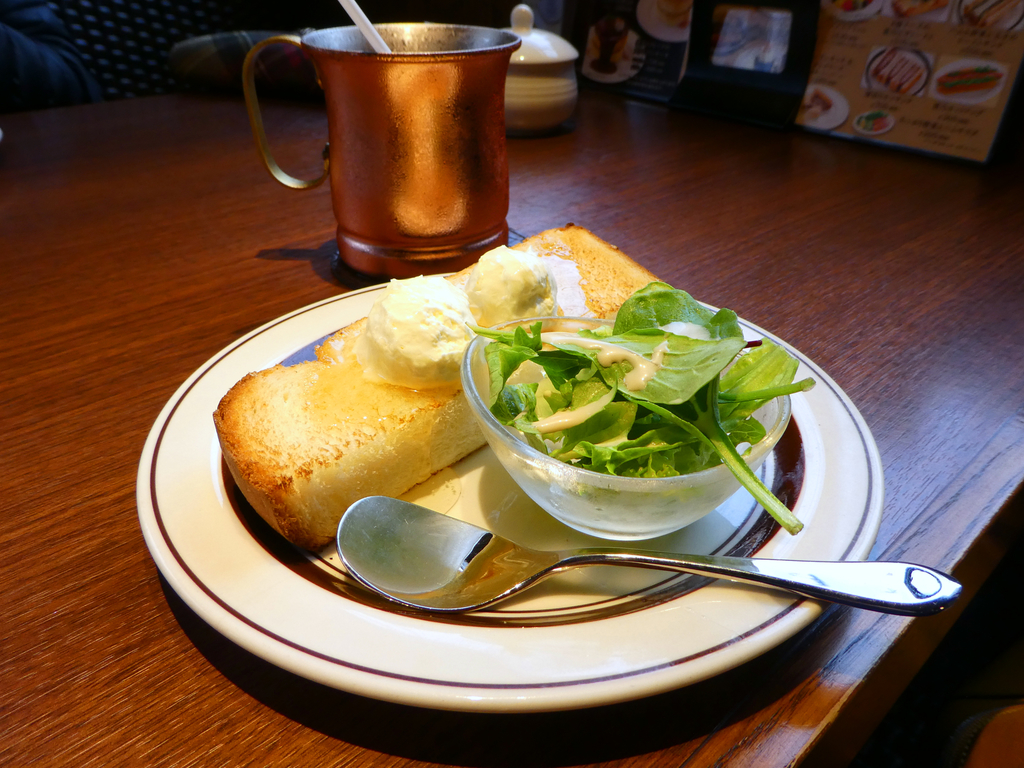 はちみつとチーズが絶妙 星乃珈琲店のはちみつクリームチーズトースト 鹿児島市新栄町 終活行政書士 合原千尋の絵日記 鹿児島市