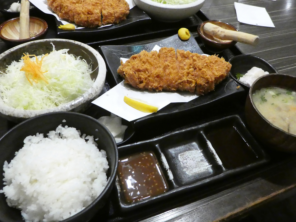 上ロースかつ定食　黒かつ亭