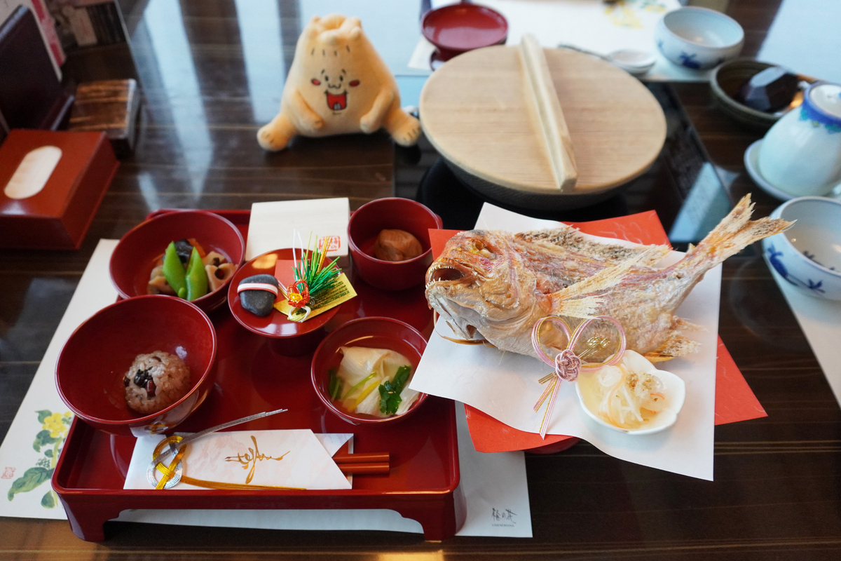 お食い初め　梅の花