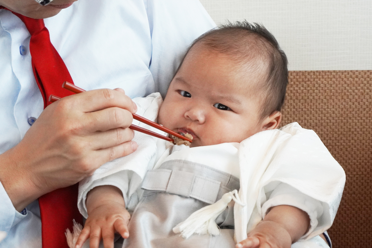 お食い初め　梅の花