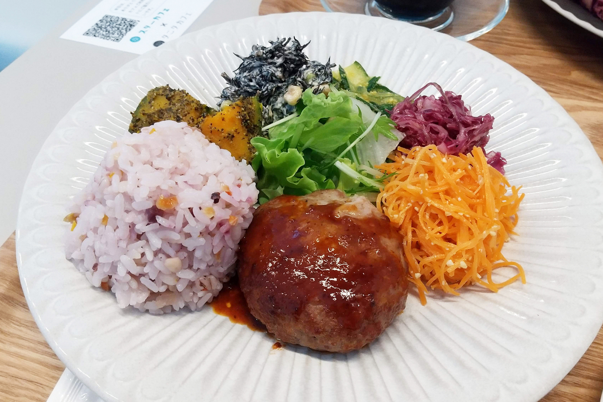 スターカフェ　タニタカフェ　鹿児島市