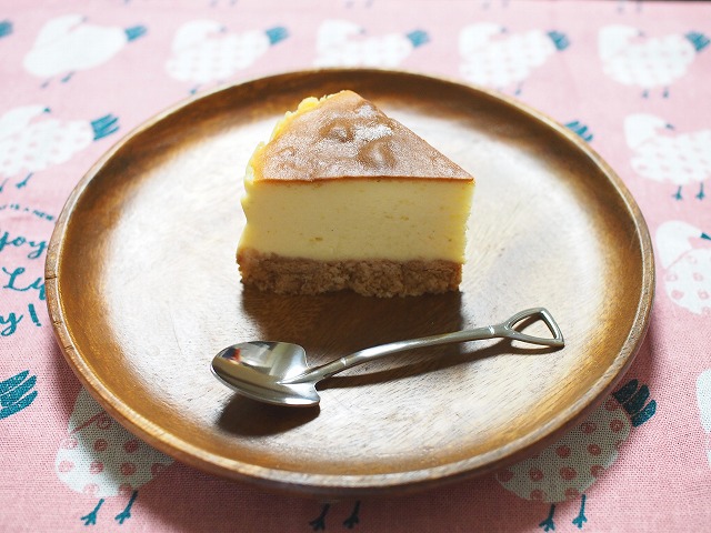 ねっとり濃厚なさつまいものチーズケーキのレシピ - 生かし屋さん。