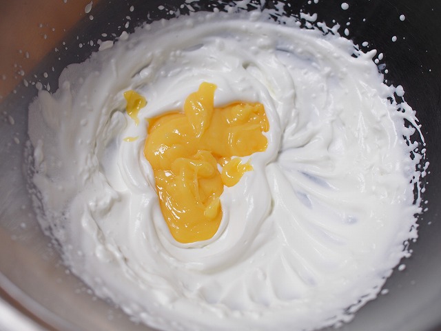 柚子のブッセ工程7