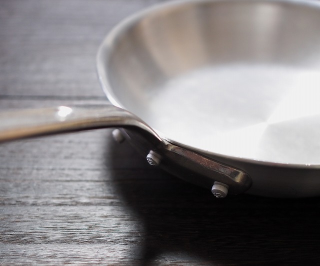 f:id:ikashiya:20171217221353j:plain アルミフライパン