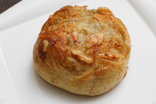 ゴルゴンゾーラと桜えびのポワソン