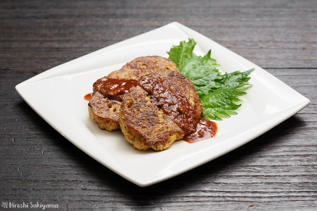 f:id:ikashiya:20180606161220j:plain サバ豆腐ハンバーグ