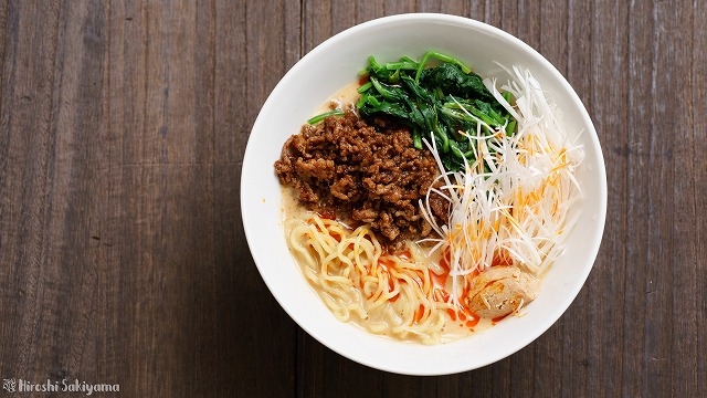 f:id:ikashiya:20180713190122j:plain 自家製無糖ピーナッツバターで作る絶品担々麺4