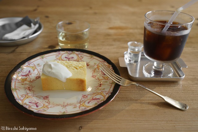 チーズケーキとアイスコーヒー