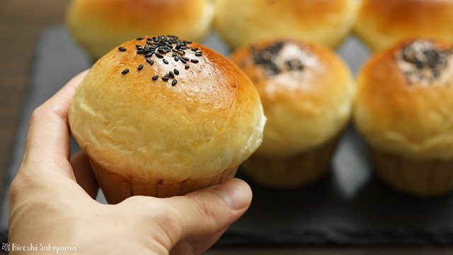 f:id:ikashiya:20180924194037j:plain ピーナッツあんぱん3