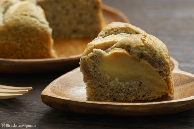 切り分けたホットケーキミックスで作るアップルケーキ