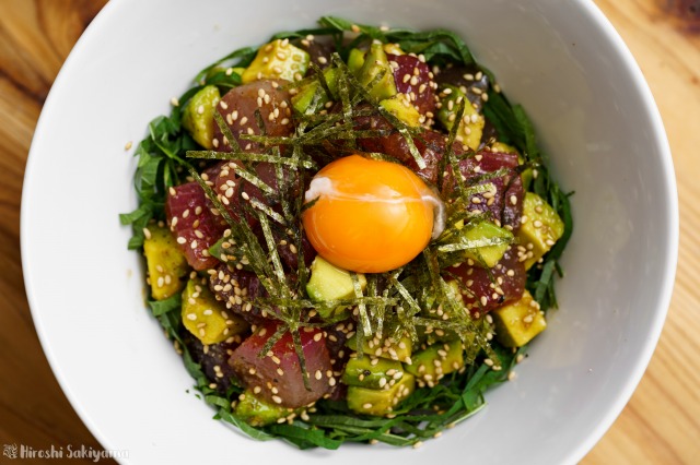 f:id:ikashiya:20190620012727j:plain すぐ出来るお手軽ポキ丼を上から見た様子