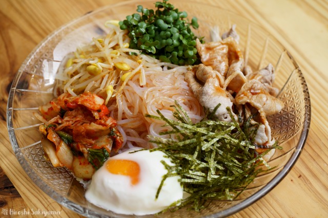 しらたきビビン麺