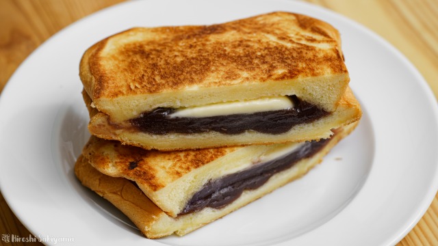 あんバターのホットサンド