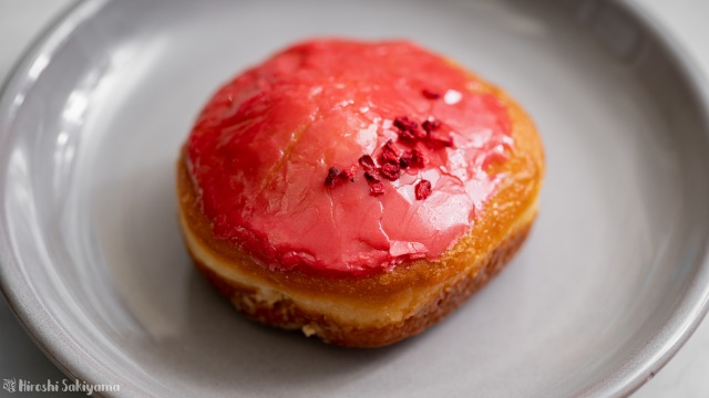 ピーナッツバター&フランボワーズ、ドーナツ