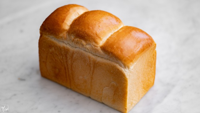 窯伸び山食パン