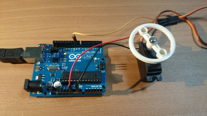 Arduinoでサーボモーターを制御