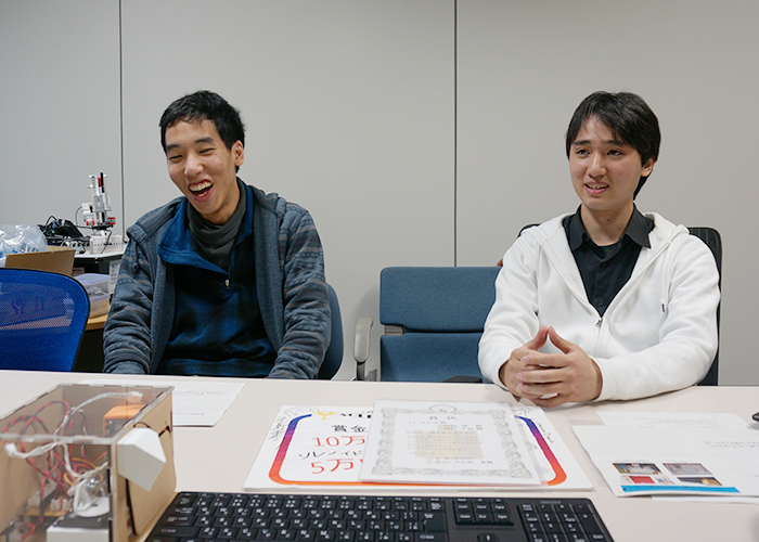 左が酒井 文也さん。右が河島 晋さん。