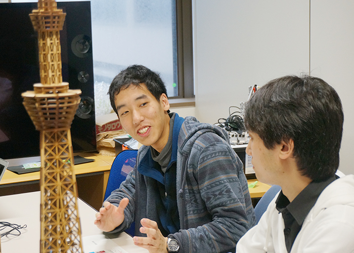 気さくな酒井さん。河島先輩はまぎれもないしっかりもの