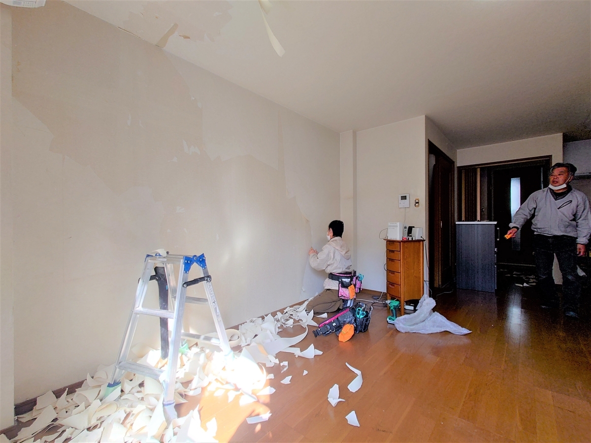 愛知県名古屋市の住宅の激安壁紙クロスの張替え中 Ikumen Reform S Blog 愛知県名古屋市の住宅の激安壁紙クロスの張替え中 Ikumen Reform S Blog