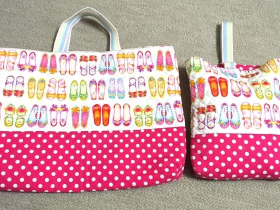 入園グッズ、ハンドメイドでレッスンバッグと上履き袋