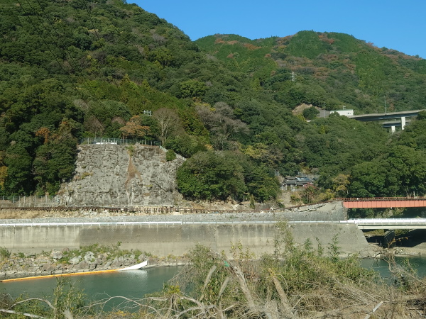 f:id:imadegawa075:20220404231442j:plain