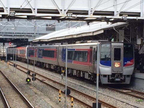 岡山うずしお廃止・キハ185系撤退 - 続・吾輩はヲタである