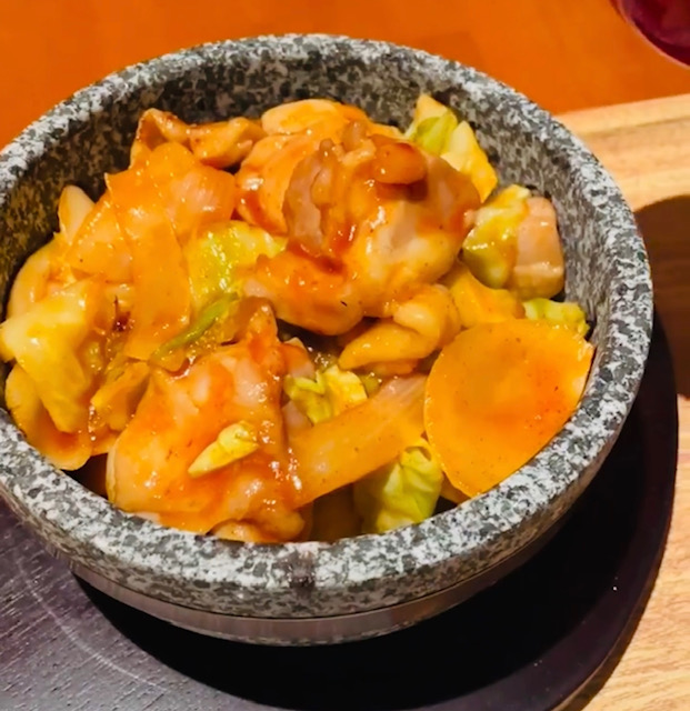 チーズレストラン「リコッタ」チーズタッカルビ丼