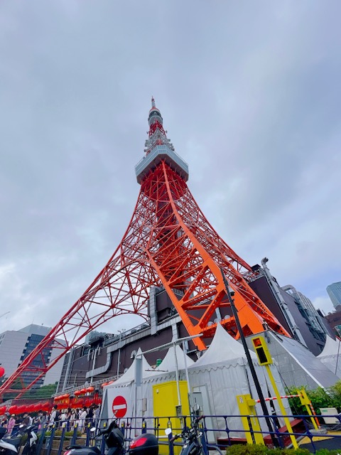 東京タワーと大盛況な台湾祭