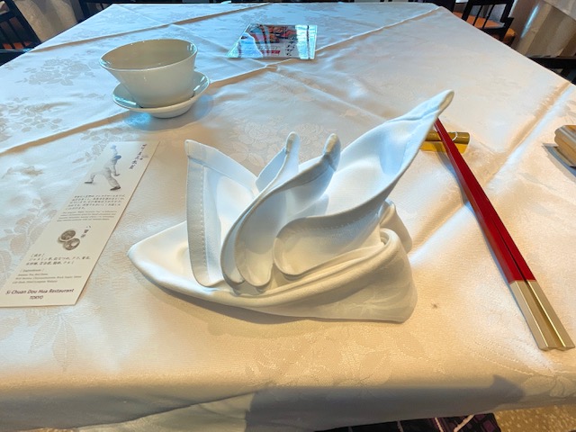 「四川豆花飯荘」卓上のセッティング