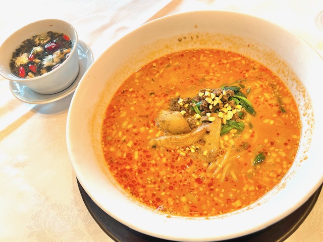 「四川豆花飯荘」四川ランチセットの四川豆花飯荘タンタン麺