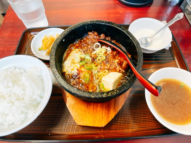 石焼麻婆豆腐のランチセット