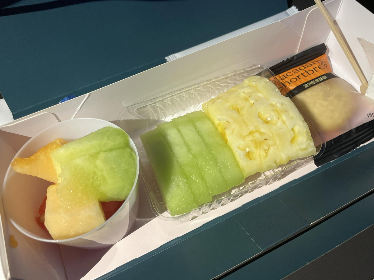 47時間の香港旅】深夜発のCX524で成田へ帰国 ～ピントレカーニバル旅行