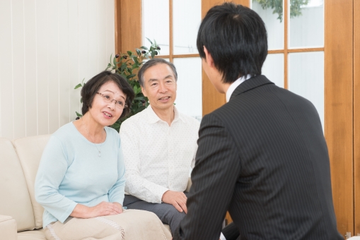 詐欺商法の勧誘員を励ます会