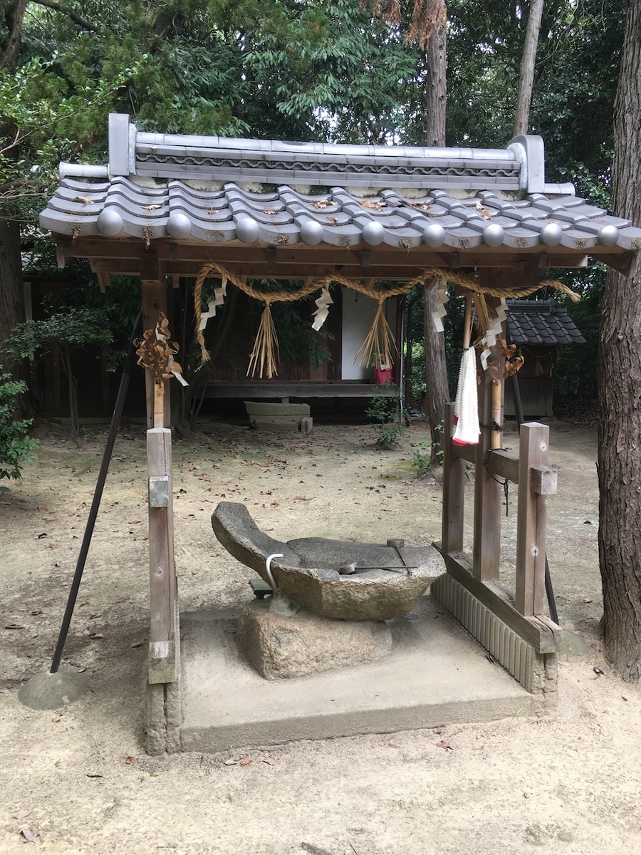 寝屋神社（ねやじんじゃ）