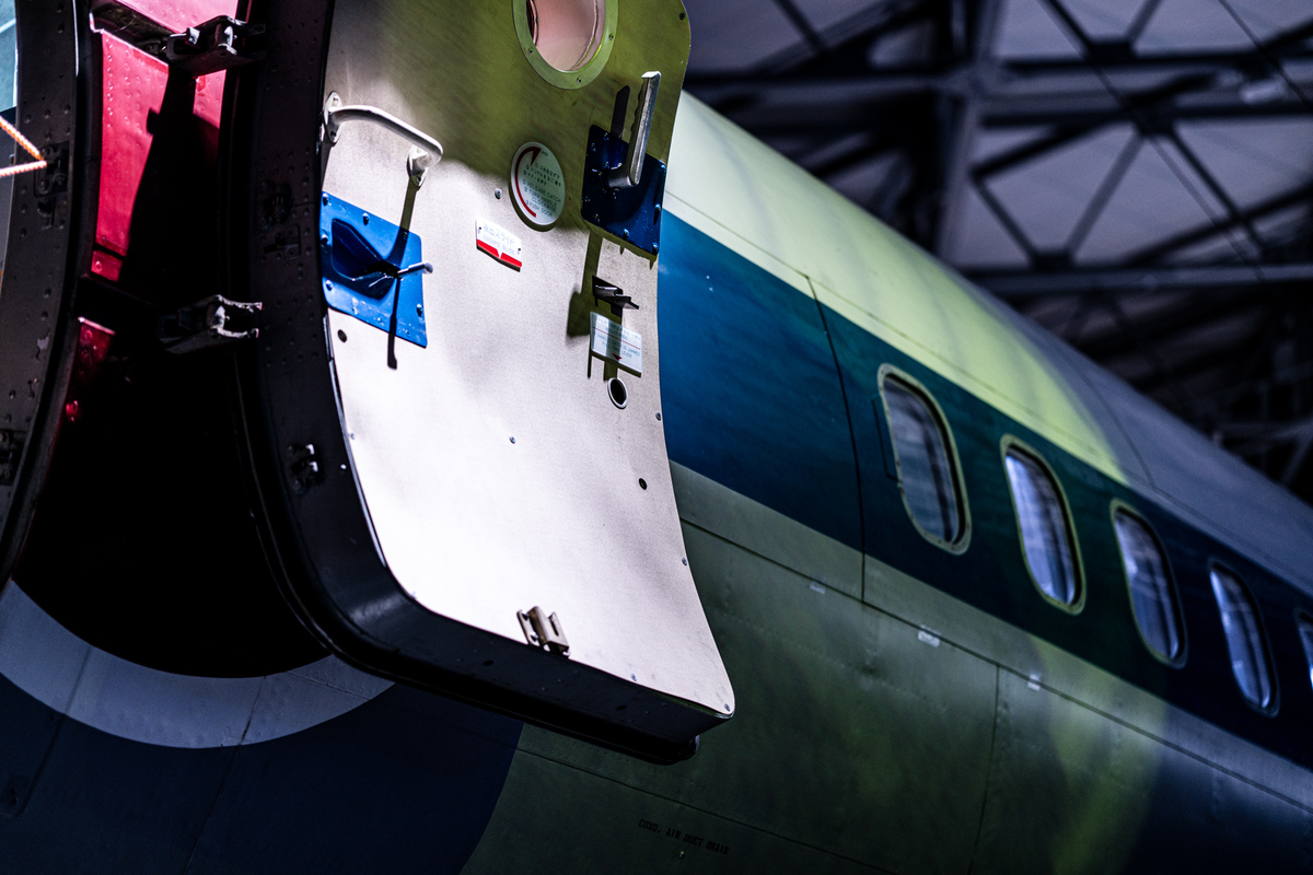 YS-11航空自衛隊VIP機 - なにをいまさら…