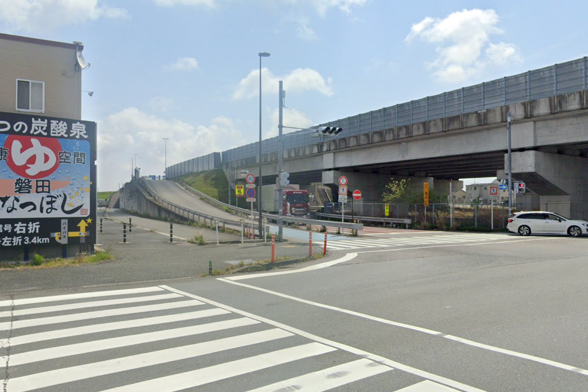 国道１号中野町IC