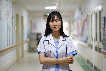 男が泌尿器科を受診する時 医師は男女のどっちが良い ダメラボ
