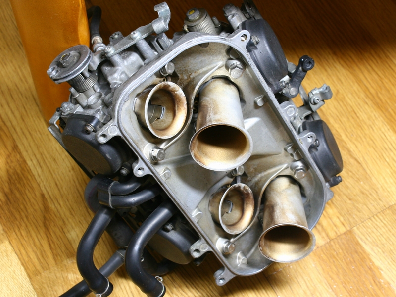 RVF400 NC35 HRC ショートファンネル！E145HO｜自動車、オートバイ