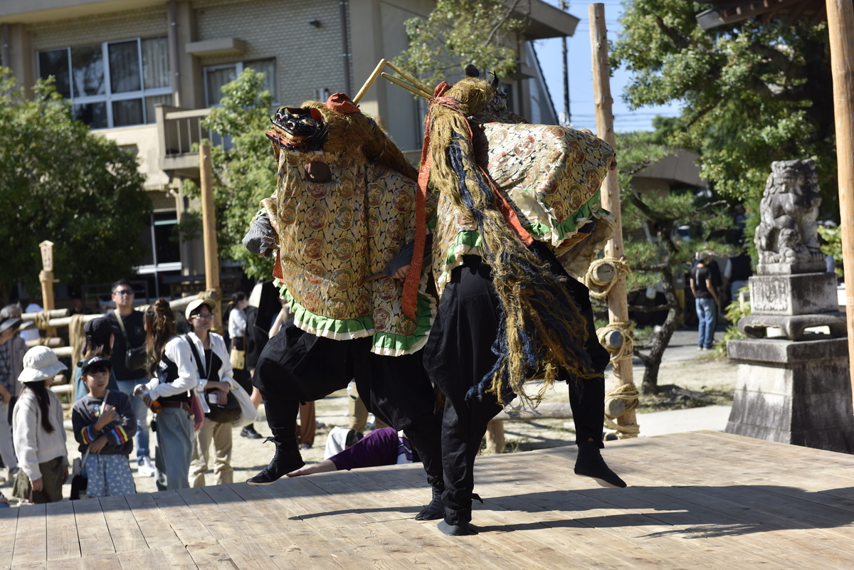 権現様 獅子頭 2点セット 民間信仰 呪物 魔除け 儀礼 祭祀 獅子舞 獅子頭 石岡 木彫 魔除け 祭り アンティーク 置物 【公式通販】