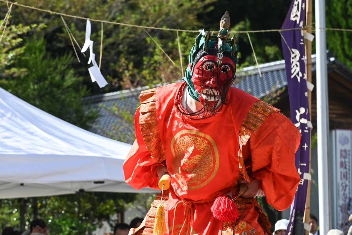 平安時代の舞楽を伝える、伝統的獅子舞との出会い。念願の島根県 隠岐